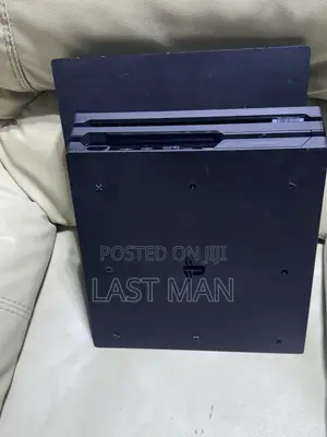 Playstation4 Pro 1TB Jailbreak With 15 Games ,FC27. Mk 11 Heat