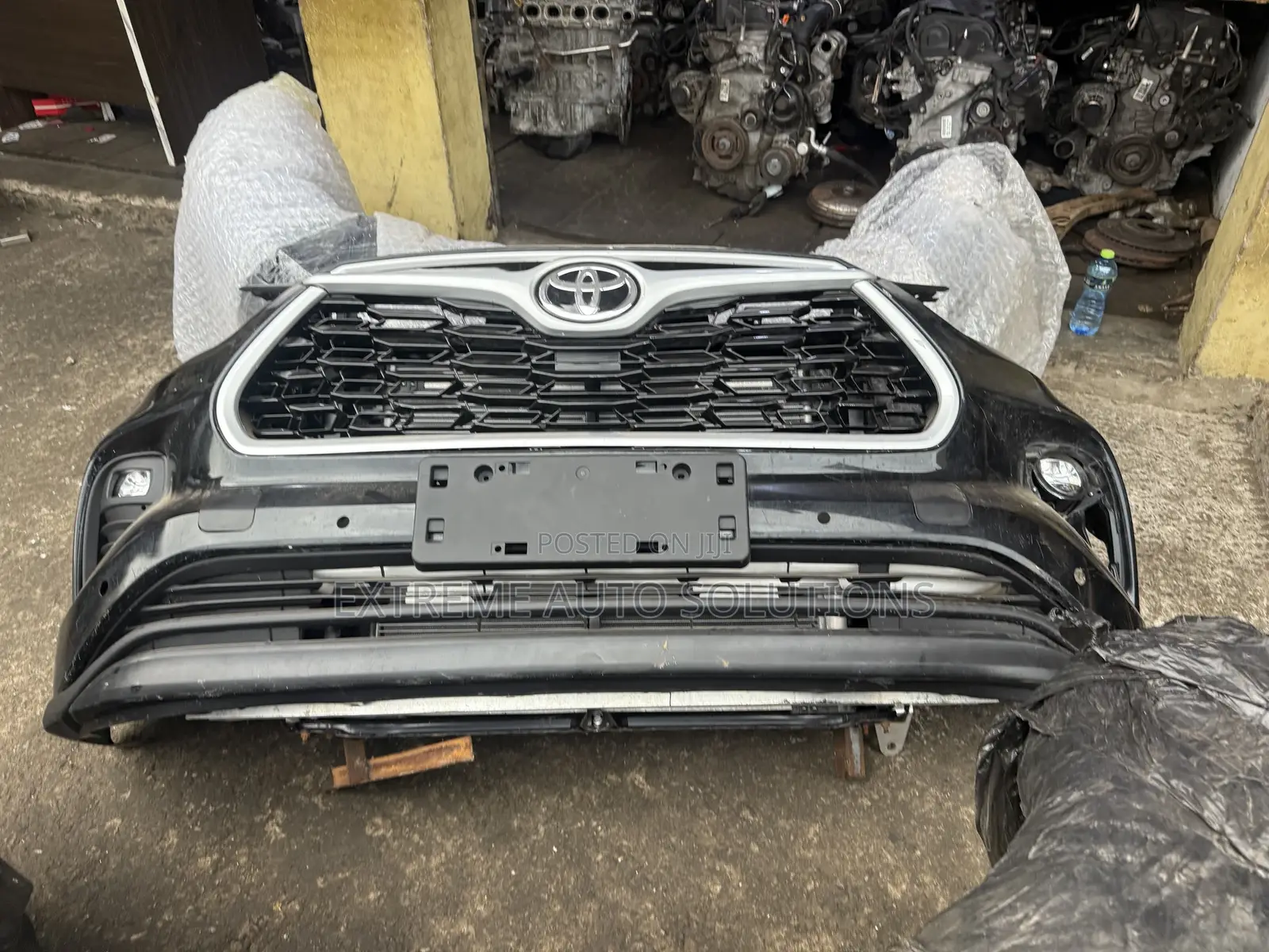 Toyota Highlander Le Awd 2023 Front Cut