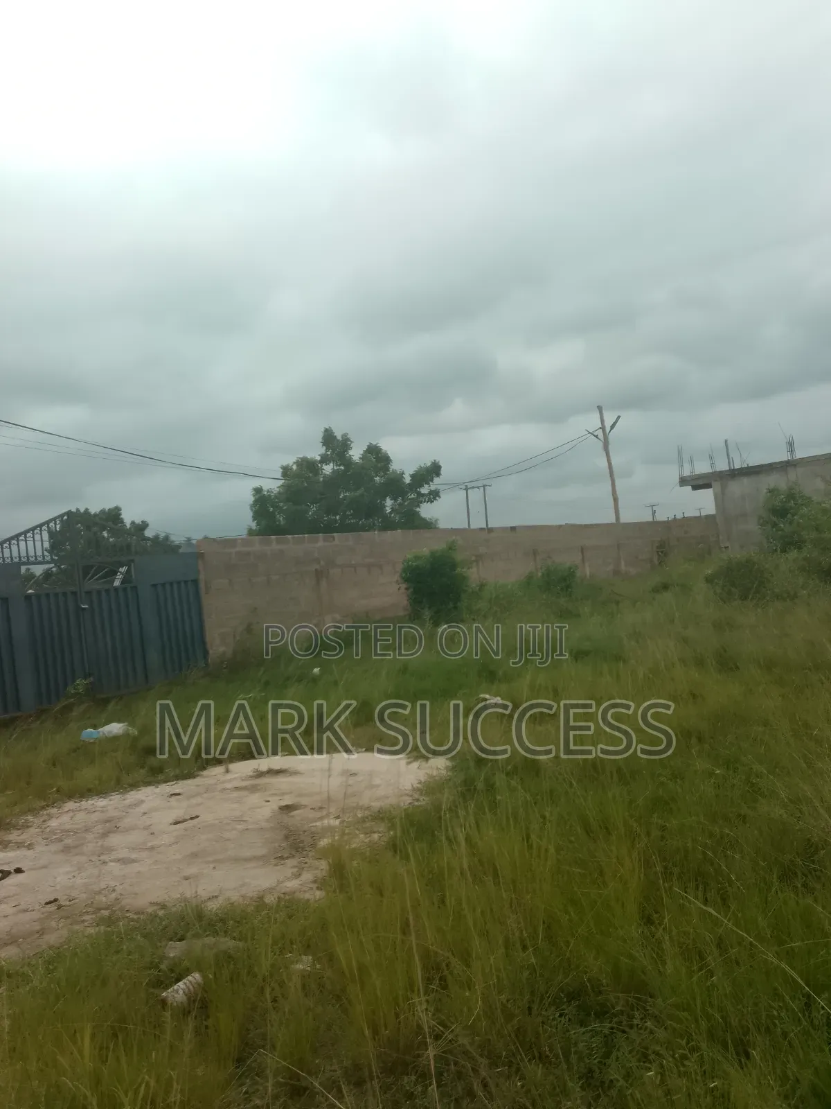 Registered and Titled and Fenced Plots for Sale at Oyibi