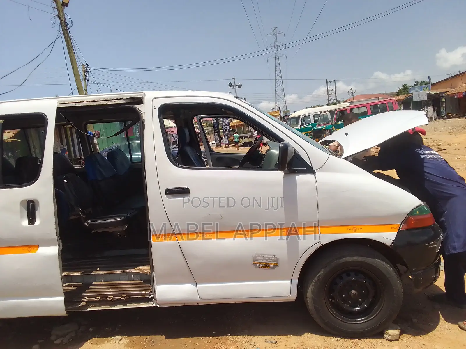 Toyota HiAce 2015 White