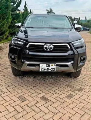 Toyota Hilux Revo Double Cab Deisel 2.4 AWD 2017 Black