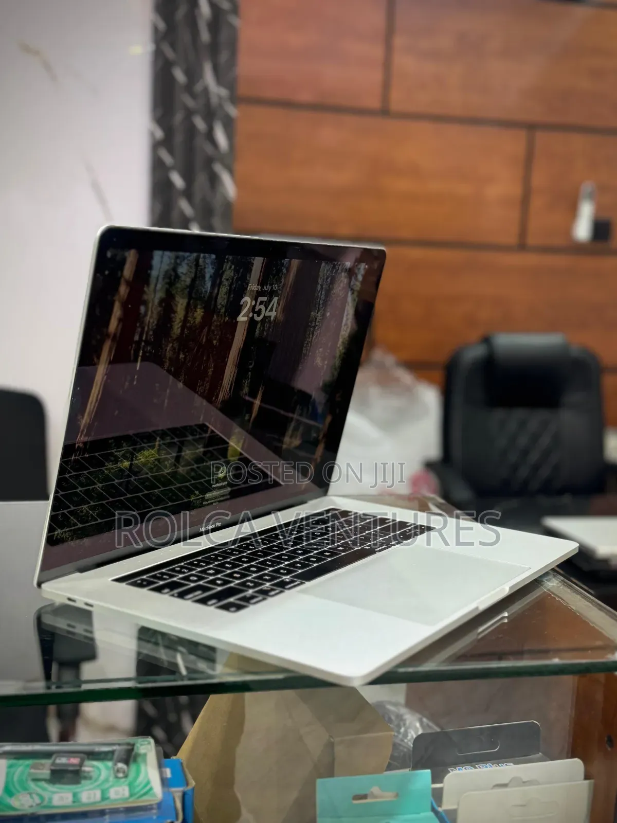Laptop Apple MacBook Pro 2018 16GB Intel Core i7 SSD 512GB