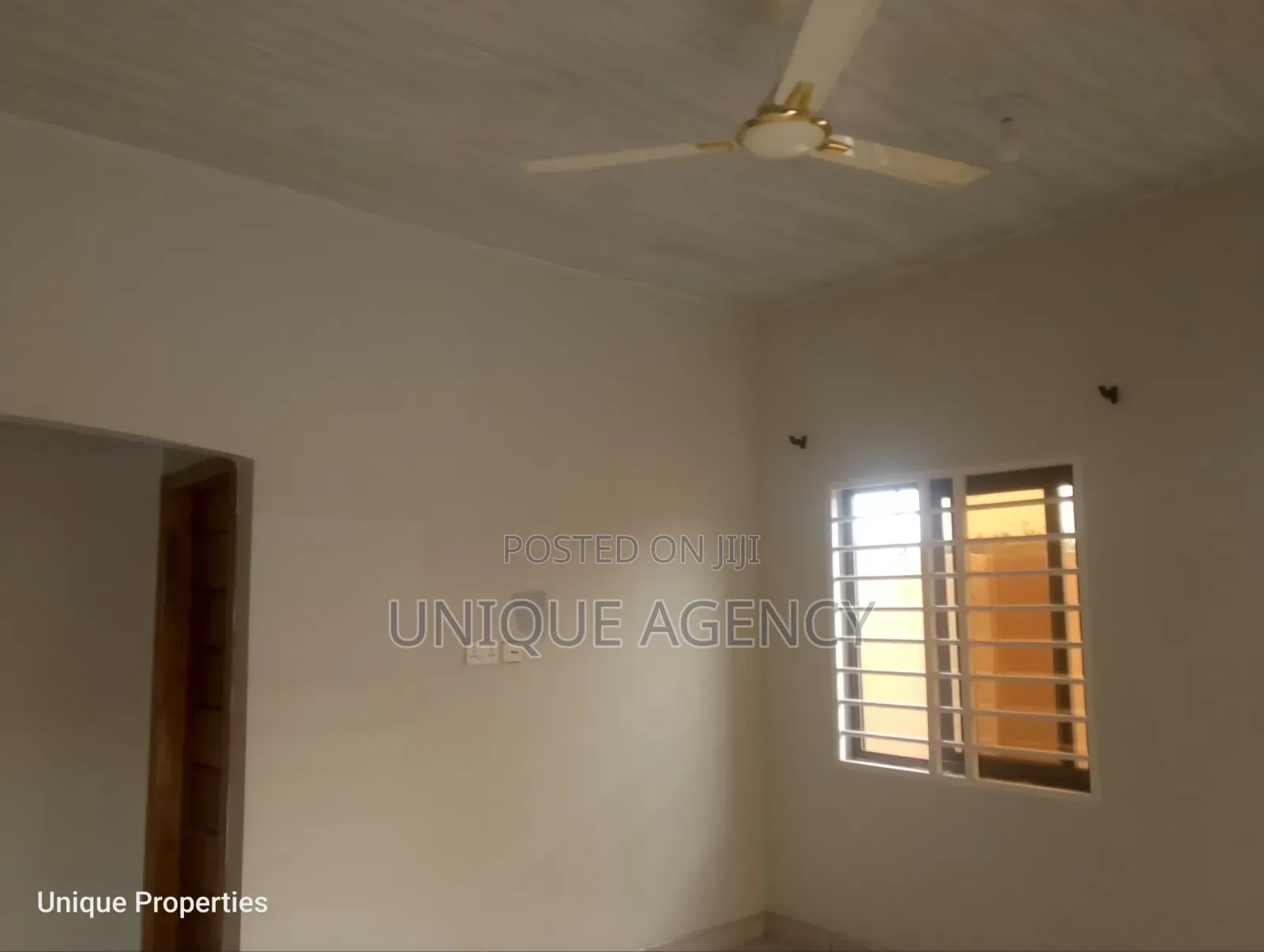 2bdrm Bungalow in Main Station for rent