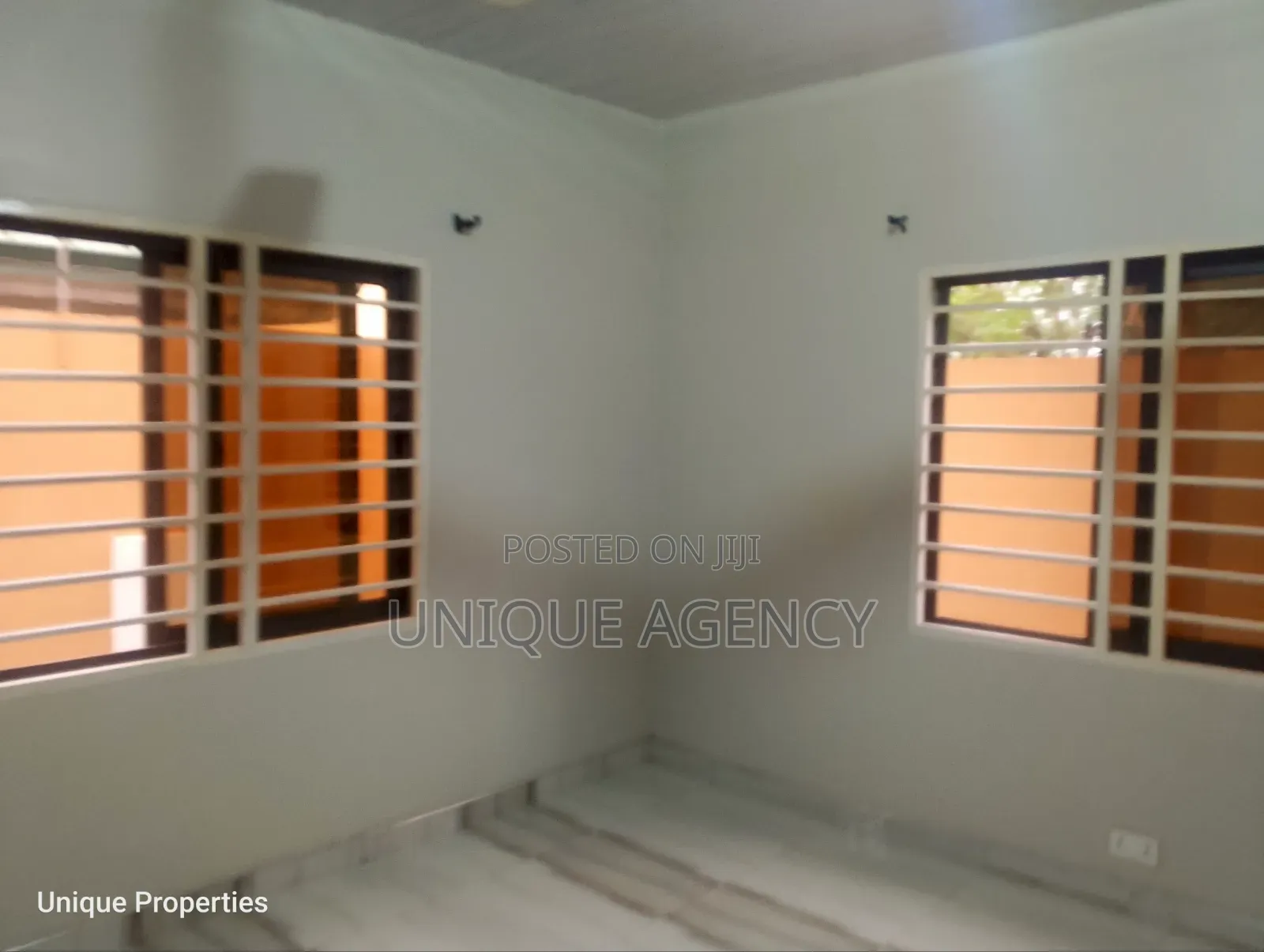 2bdrm Bungalow in Main Station for rent
