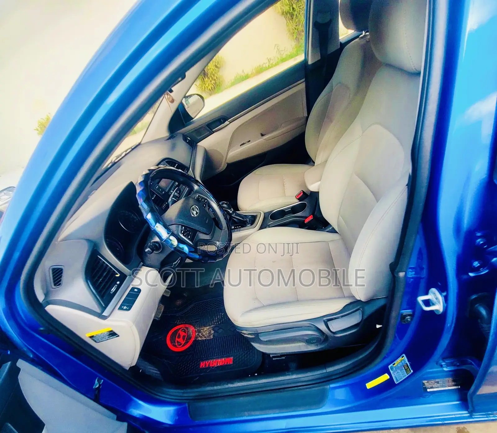 Hyundai Elantra Limited Sedan FWD (2.0L 4cyl 6A) 2017 Blue