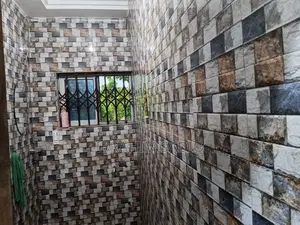 7bdrm Block of Flats in Cape Town, Tarkwa Nsuaem for sale