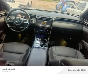 Hyundai Tucson Limited 2021 White