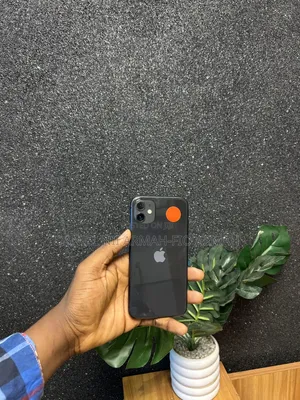 Apple iPhone 11 64 GB Black