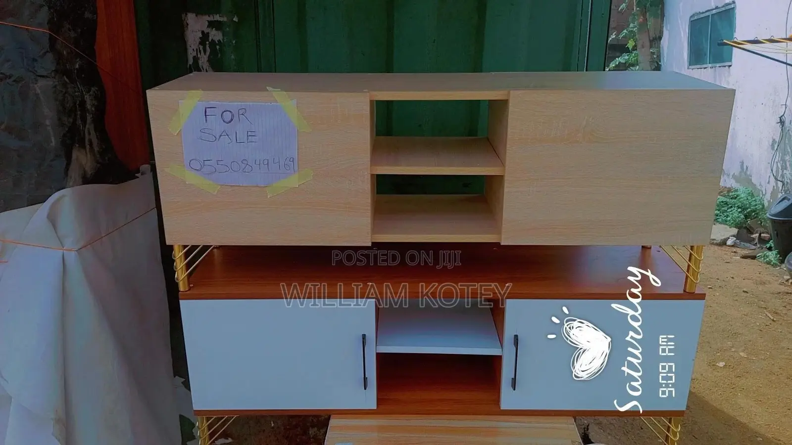 Fully Built Laminated Tv Unit