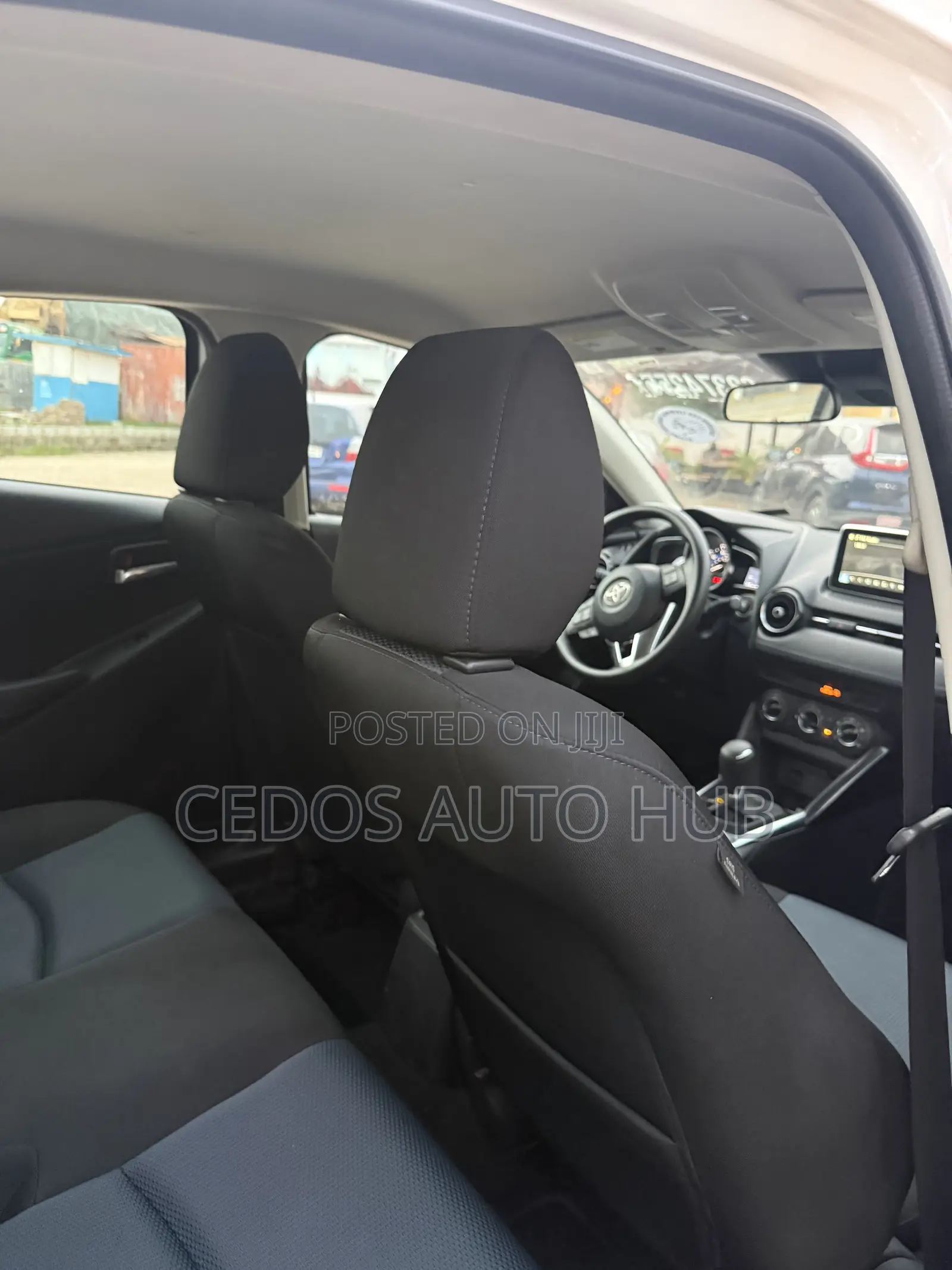 Toyota Yaris iA 1.5 FWD 2018 White