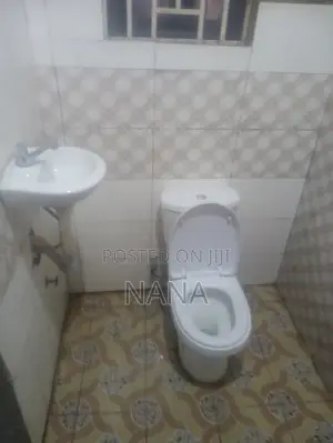 1bdrm Room & Parlour in Estate for rent