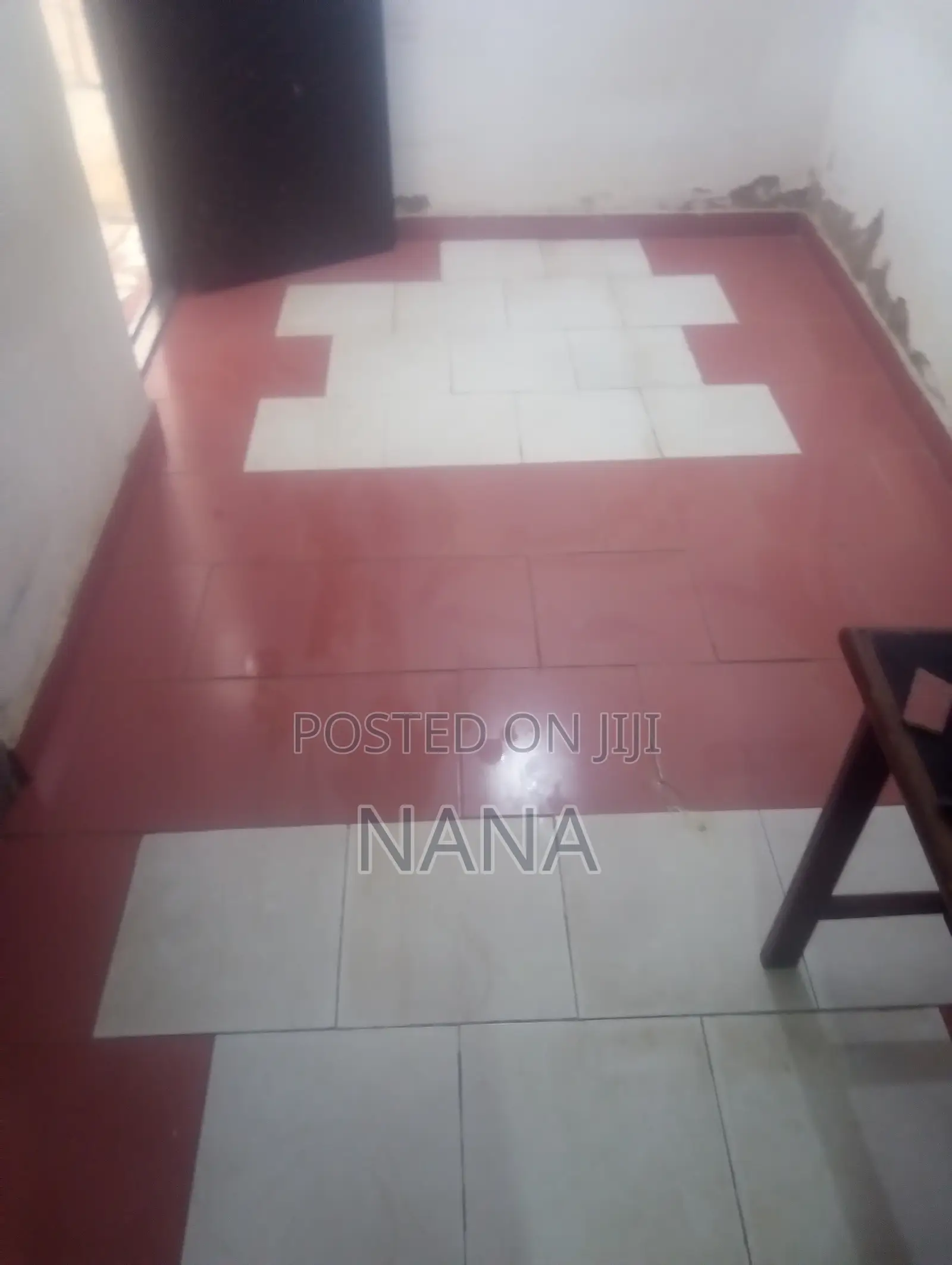 1bdrm Room & Parlour in Estate for rent