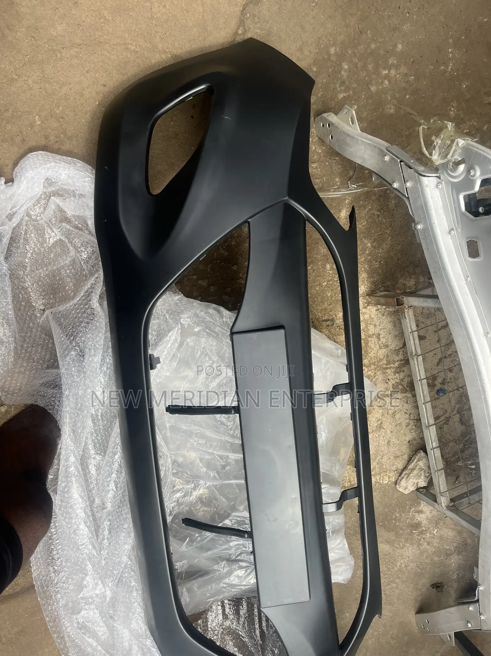 I 10 2012 Front Bumper Available