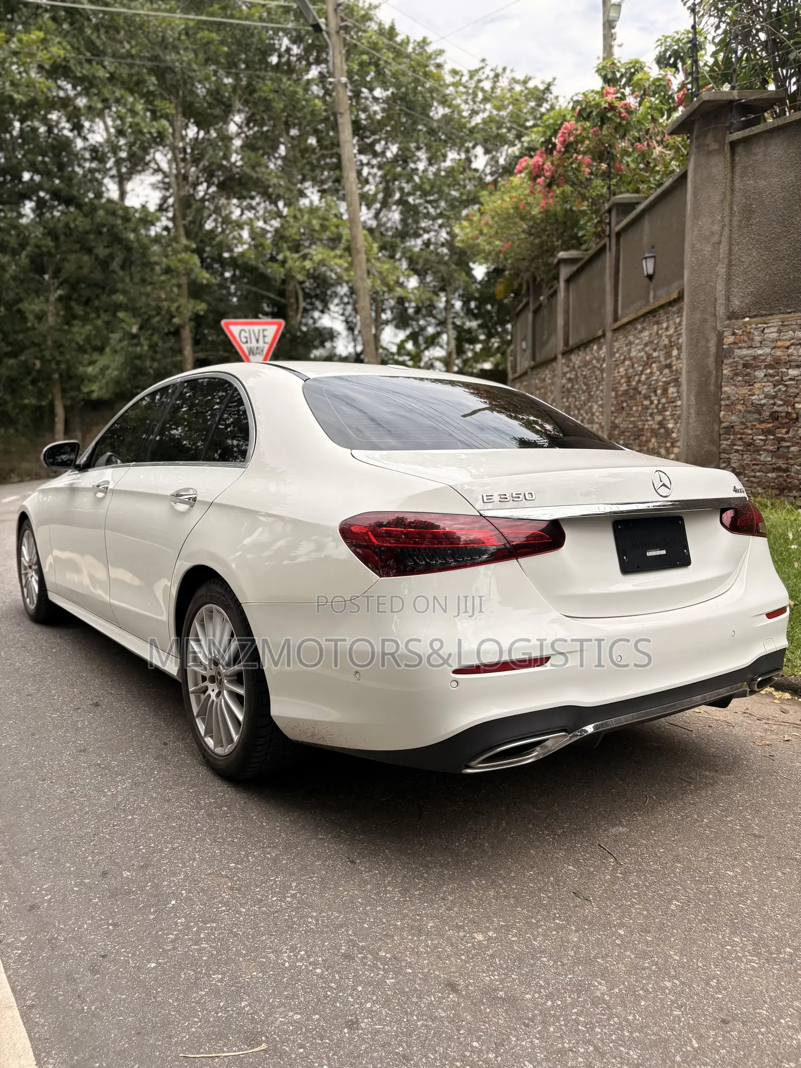Mercedes-Benz E350 2021 White