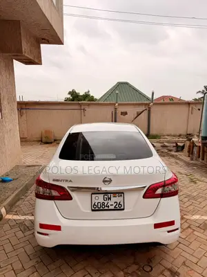 Nissan Sentra S 4dr Sedan (1.8L 4cyl 6M) 2015 White