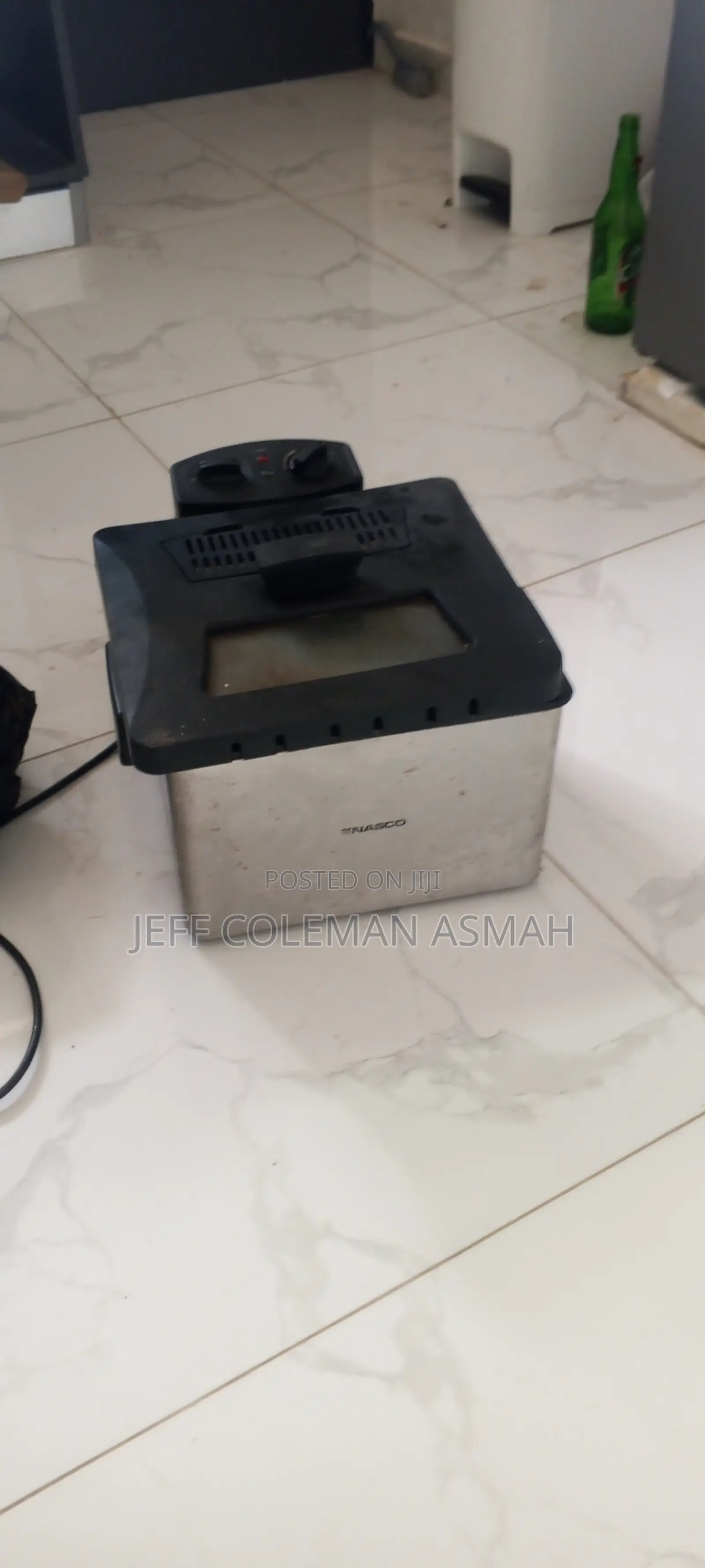 Deep Fryer.Big Rice Cooker And Buffet Place And Other Stuff