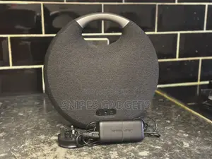 Harman Kardon Onyx Studio 5 Portable Bluetooth Speaker