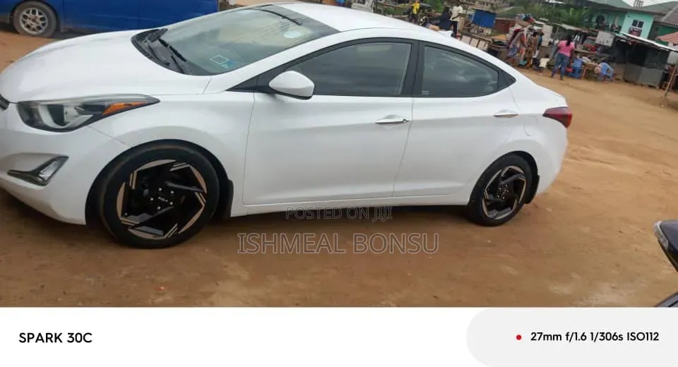 Hyundai Elantra 2016 White