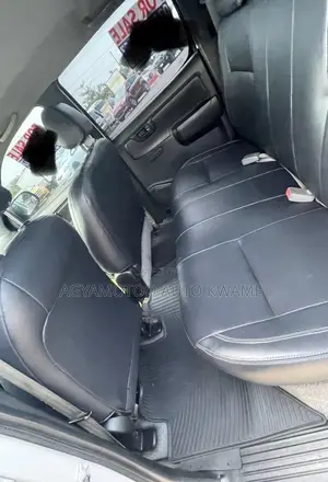 Toyota Hilux 2023 White
