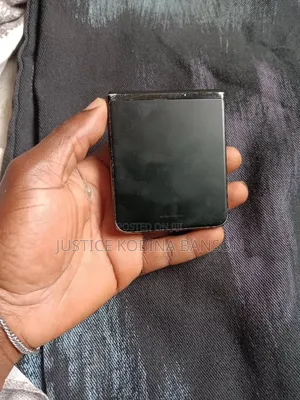 Samsung Galaxy Z Flip3 5G 128 GB Black