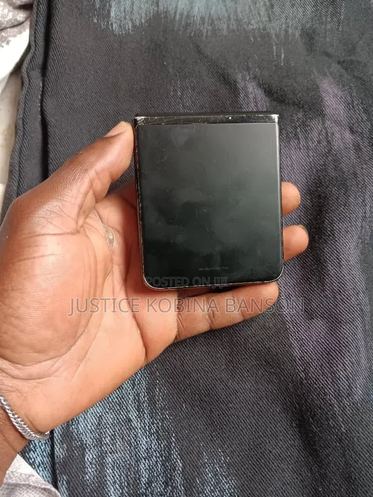 Samsung Galaxy Z Flip3 5G 128 GB Black