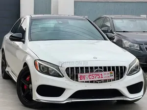 Mercedes-Benz C300 2016 White