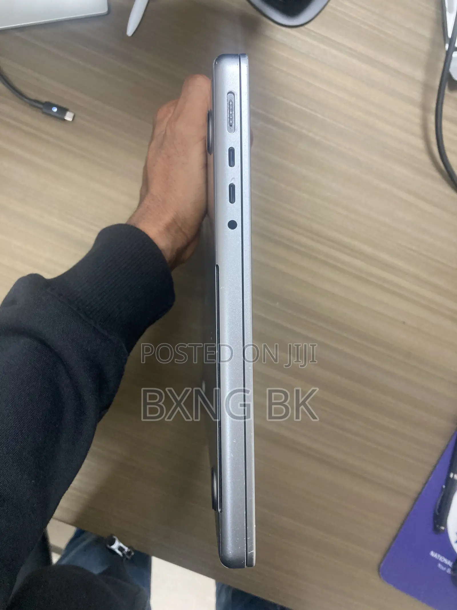 Laptop Apple MacBook Pro 2023 M2 Pro 16GB Apple M2 SSD 512GB