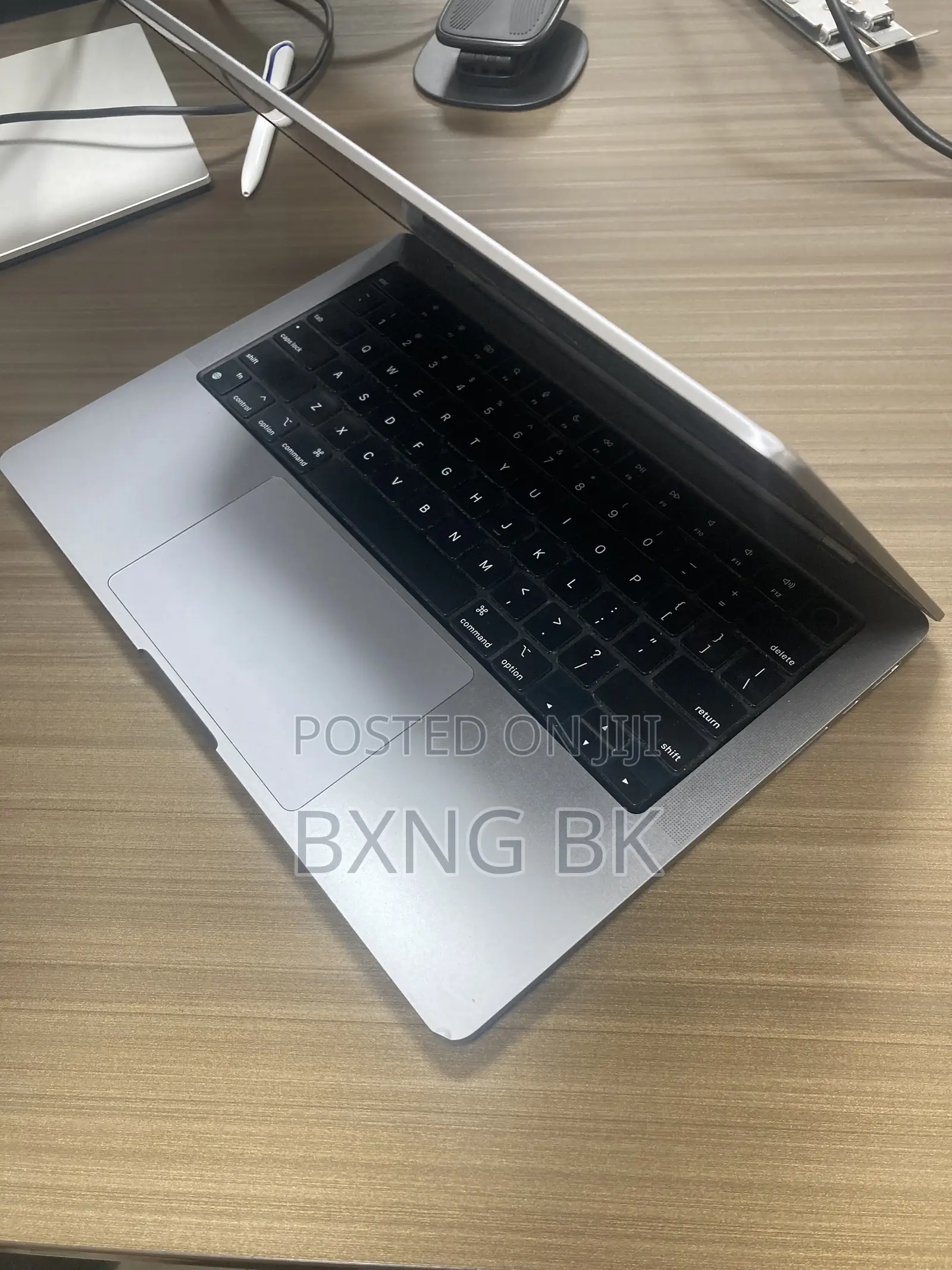 Laptop Apple MacBook Pro 2023 M2 Pro 16GB Apple M2 SSD 512GB