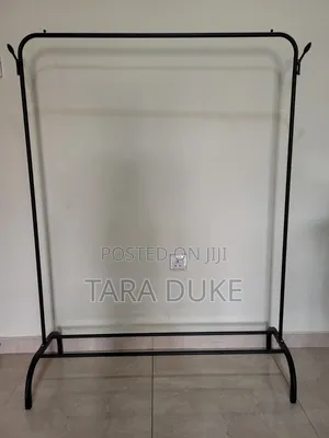 Multifunctional Single Pole Clothes Rack