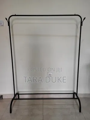 Multifunctional Single Pole Clothes Rack