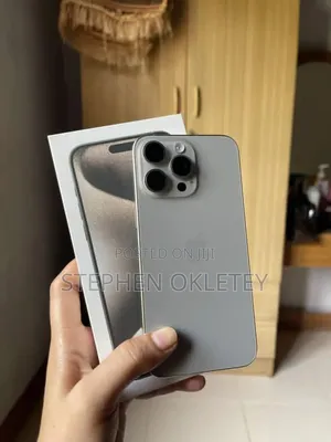 Apple iPhone 15 Pro Max 256 GB Silver