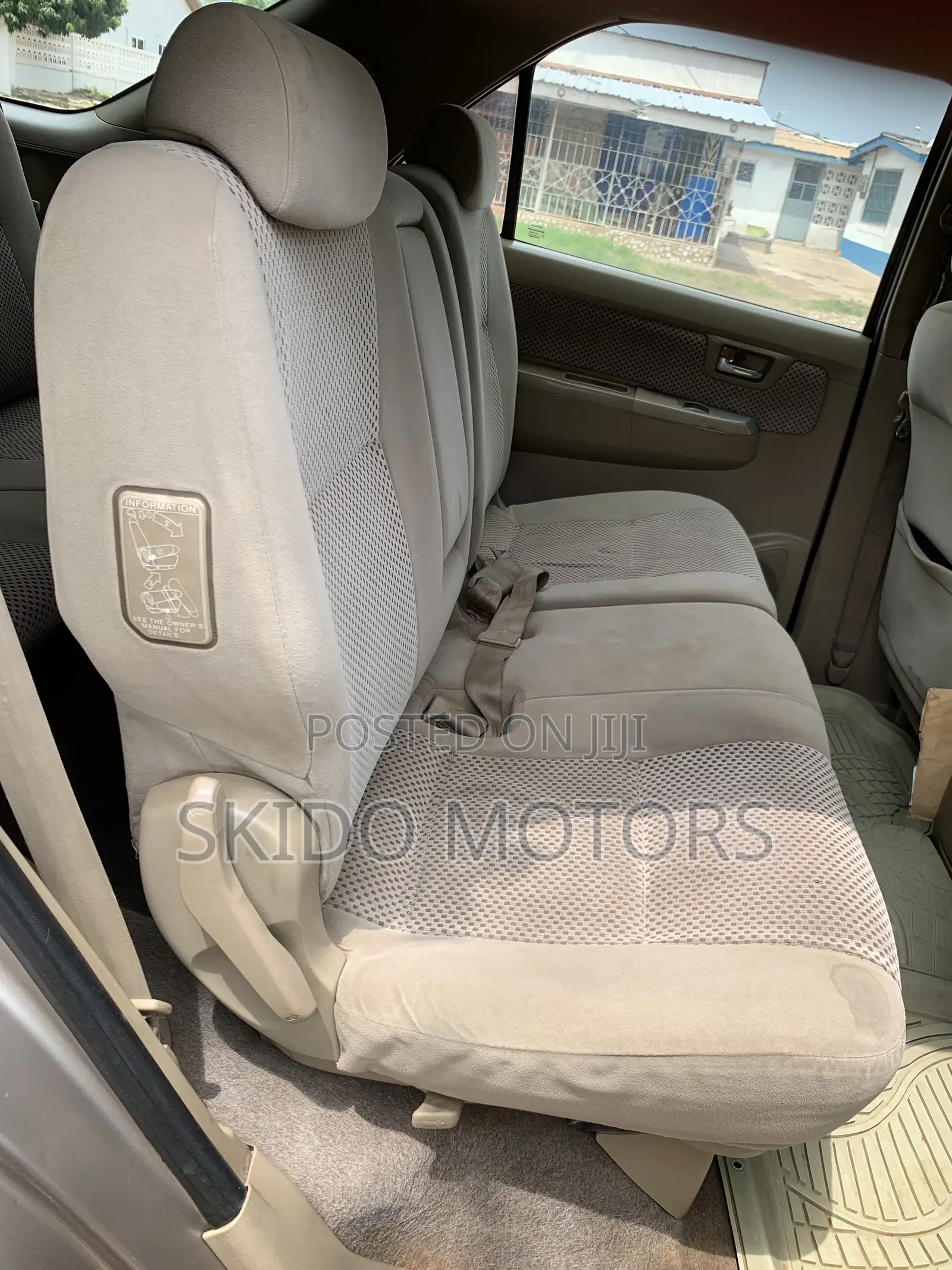 Toyota Fortuner 3.0 D RWD 2009 Gold