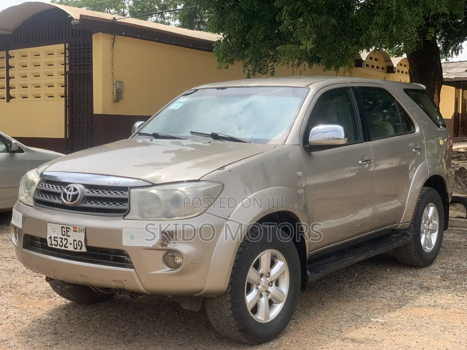 Toyota Fortuner 3.0 D RWD 2009 Gold