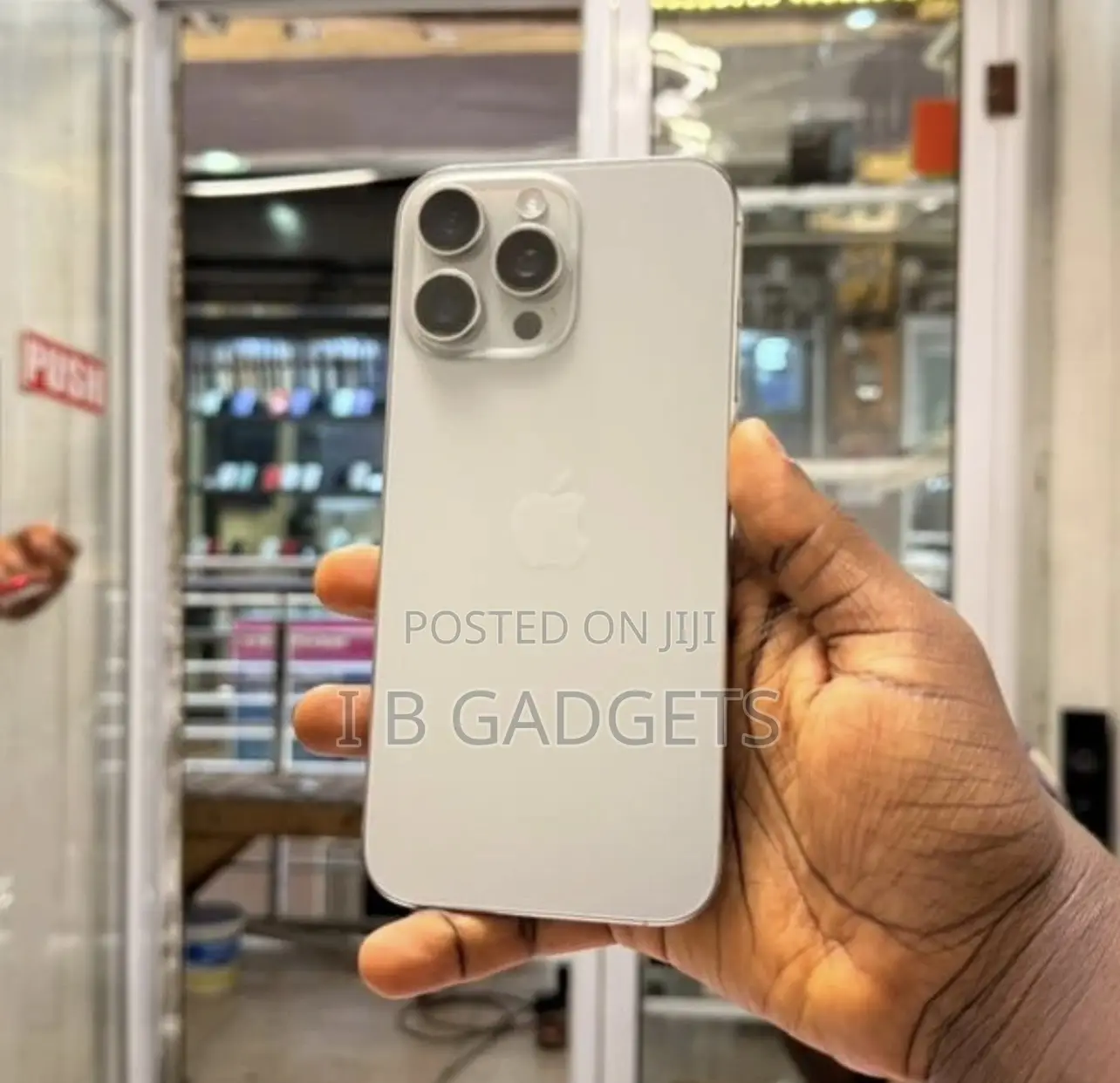 Apple iPhone 16 Pro Max 512 GB Gold