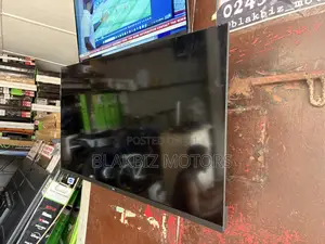 40” Eko Smart TVS