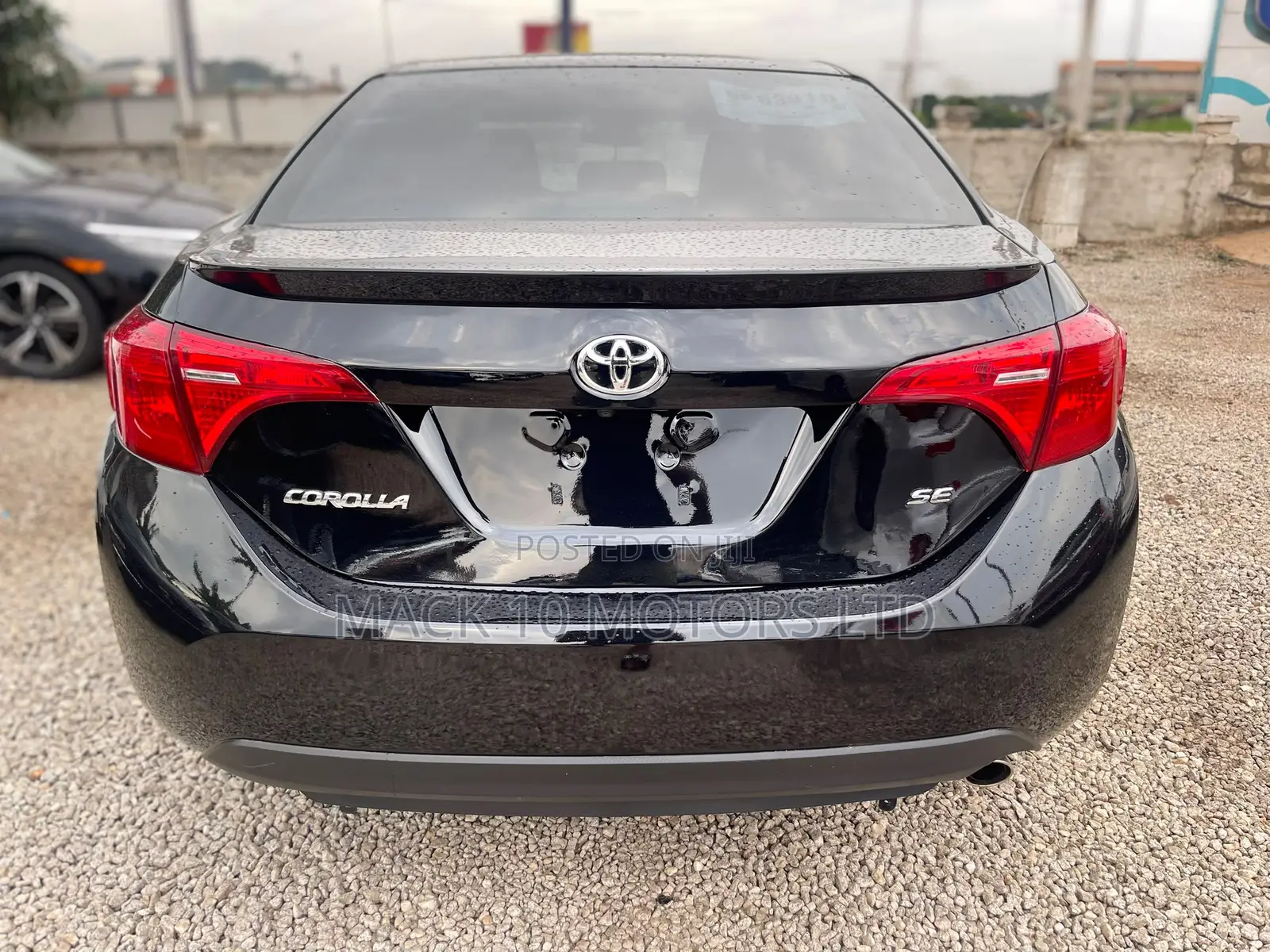 Toyota Corolla SE Special Edition 4dr Sedan (1.8L 4cyl CVT) 2017 Black