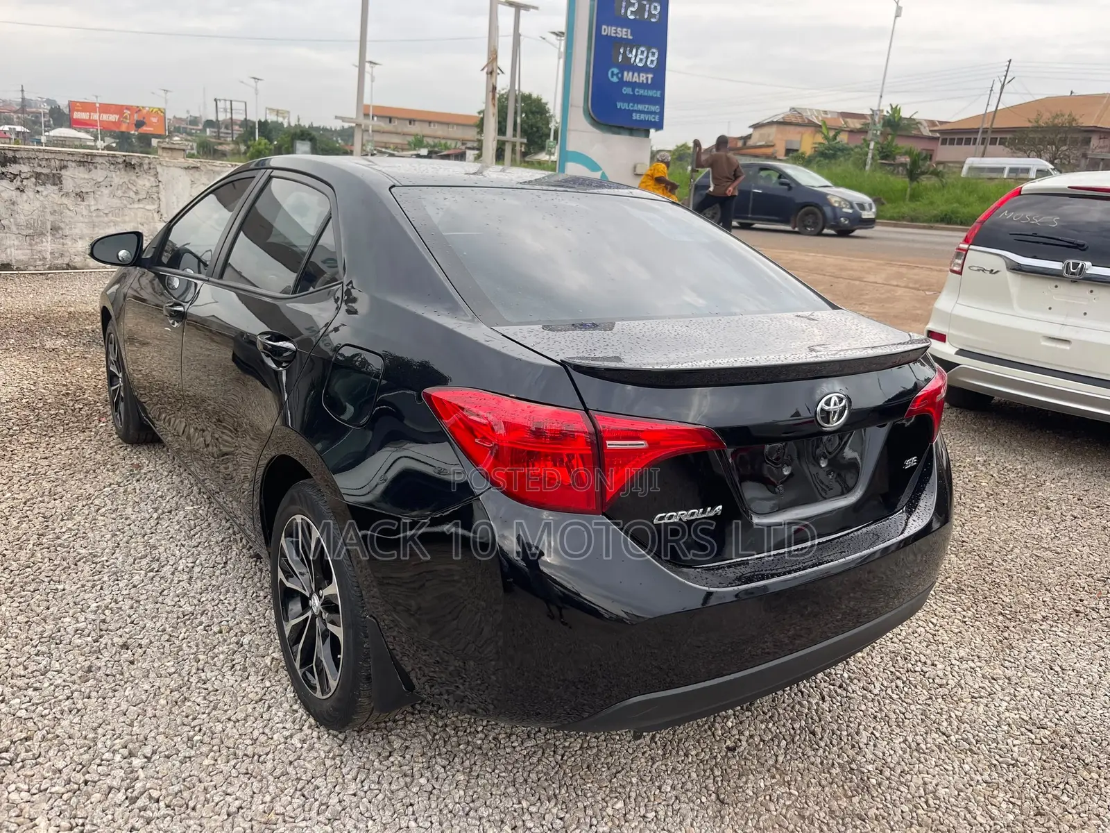 Toyota Corolla SE Special Edition 4dr Sedan (1.8L 4cyl CVT) 2017 Black