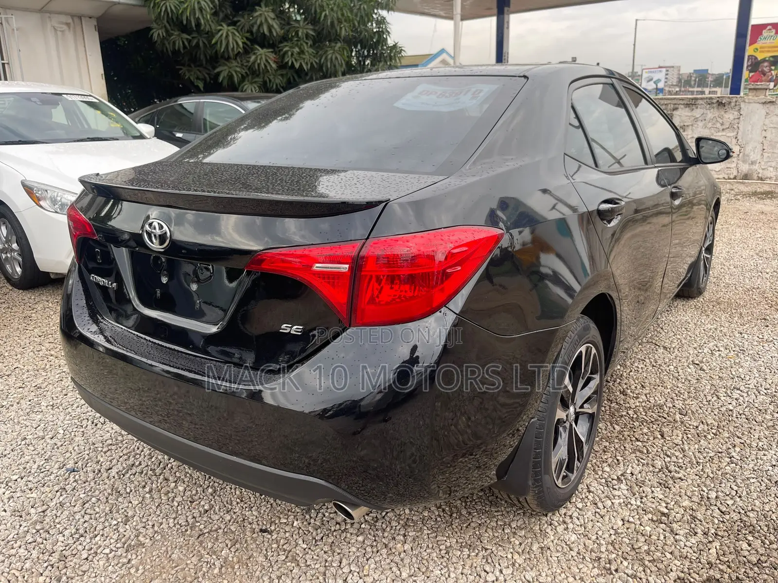 Toyota Corolla SE Special Edition 4dr Sedan (1.8L 4cyl CVT) 2017 Black