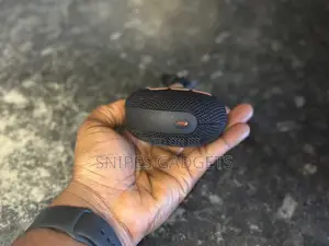JBL Clip 5 Portable Bluetooth Speaker (New No Box)