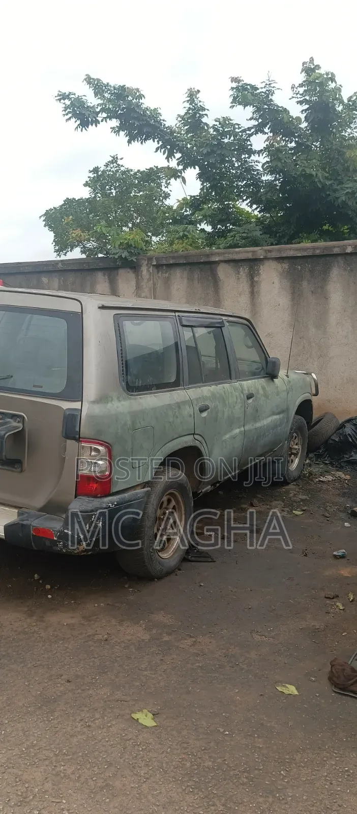 Nissan Civilian 1998 Grey