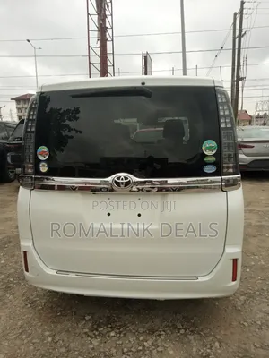 Toyota Voxy 2015 White