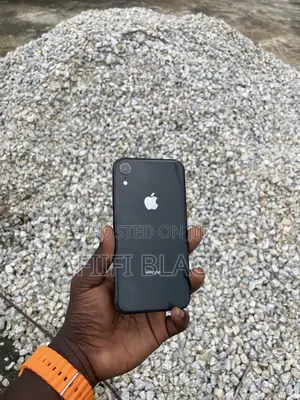 Apple iPhone XR 64 GB Black