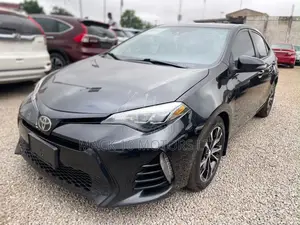 Toyota Corolla SE Special Edition 4dr Sedan (1.8L 4cyl CVT) 2017 Black