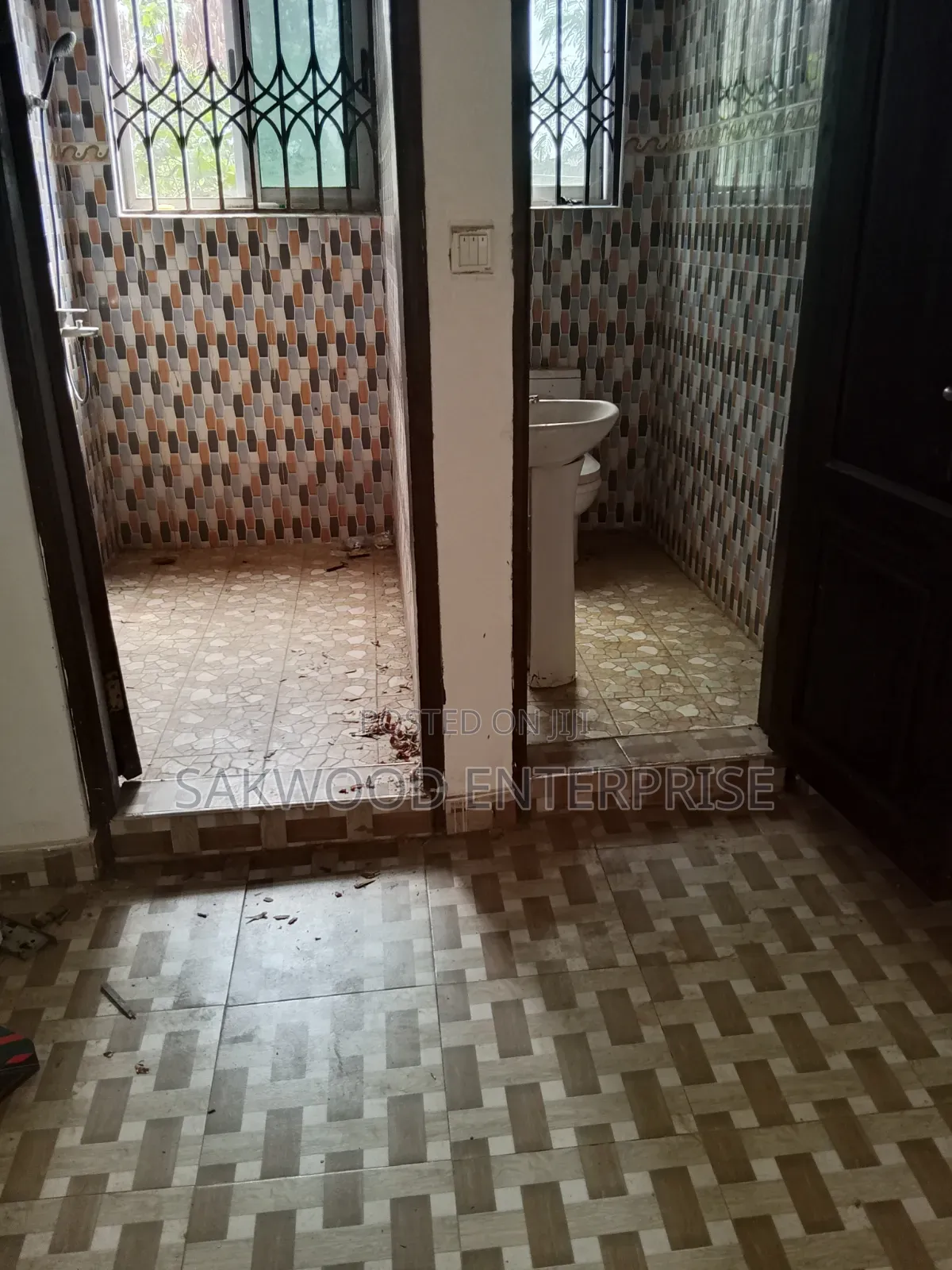 2bdrm Apartment in Sak Wood Enterprise, Oyibi for rent
