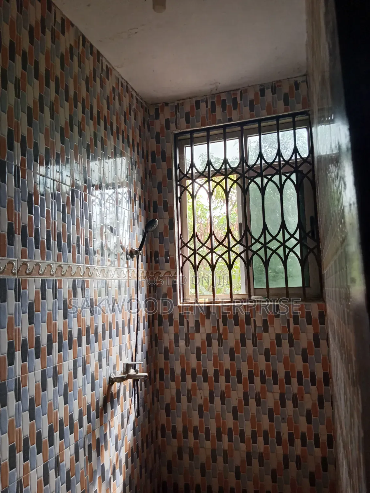2bdrm Apartment in Sak Wood Enterprise, Oyibi for rent