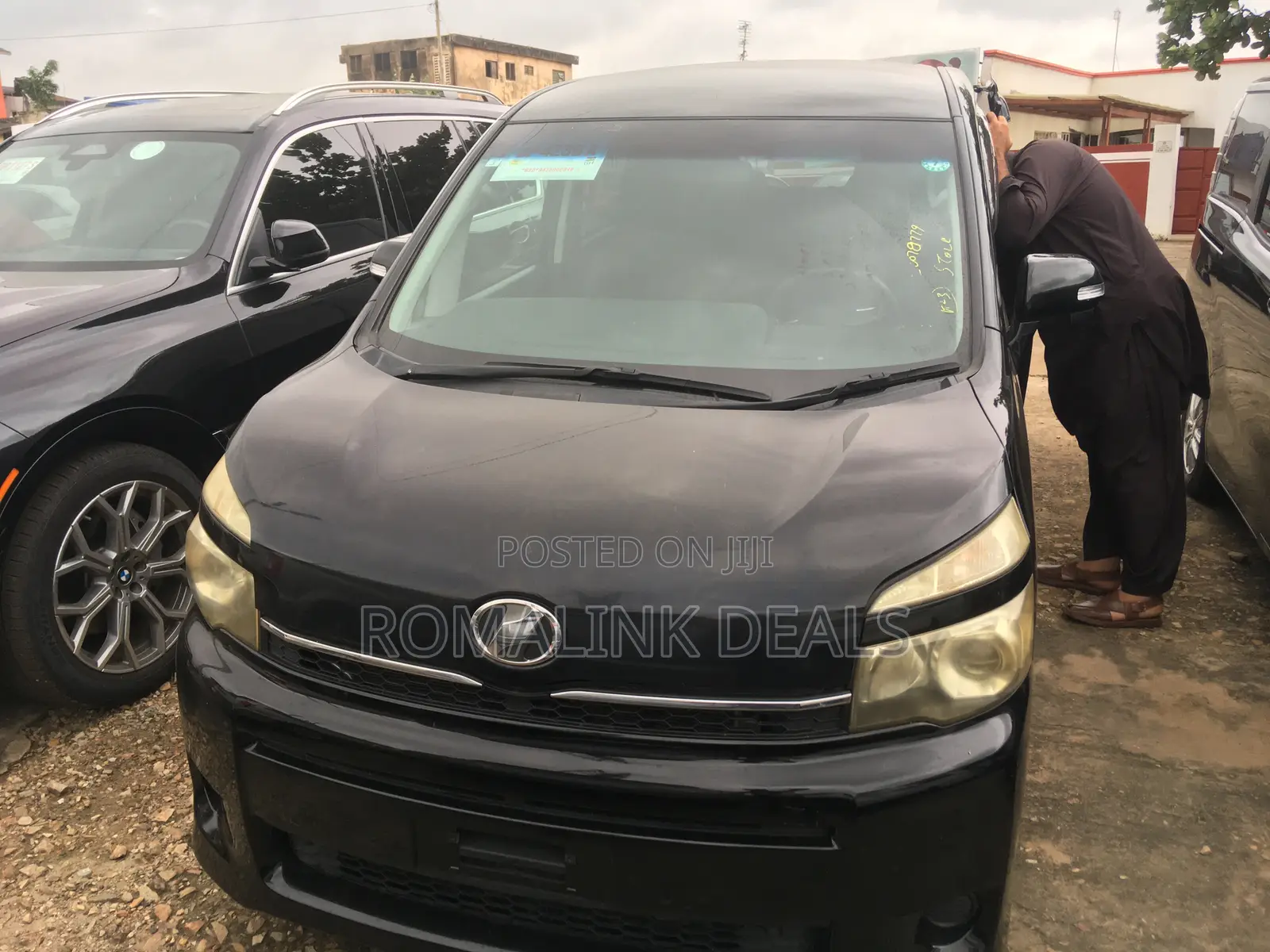 Toyota Voxy 2011 Black