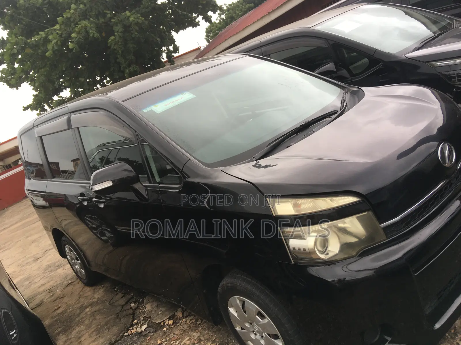 Toyota Voxy 2011 Black