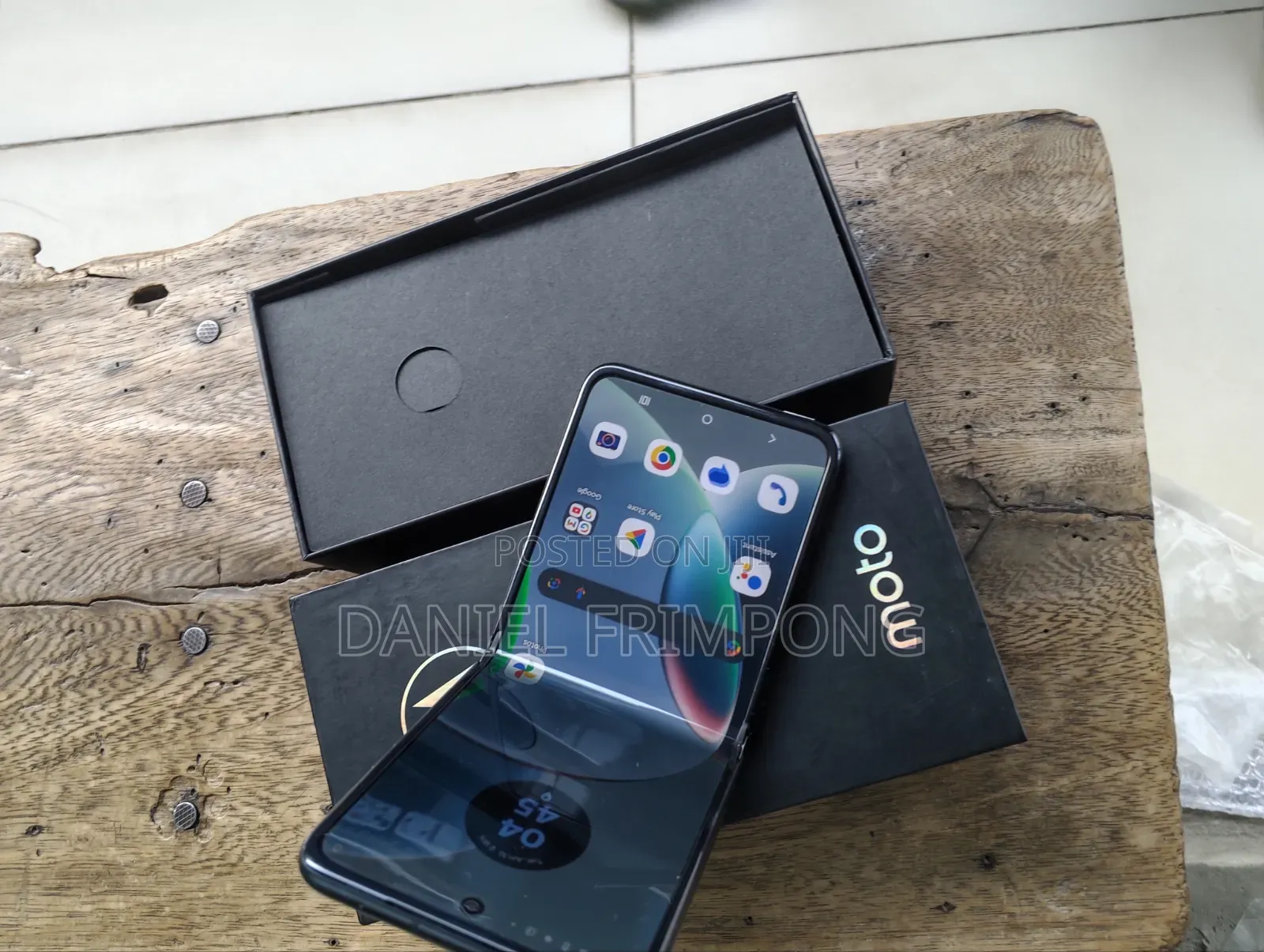 New Motorola Razr 40 128 GB Black