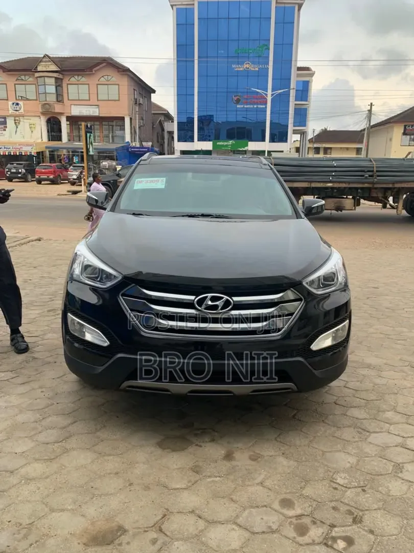 Hyundai Santa Fe 2015 Black
