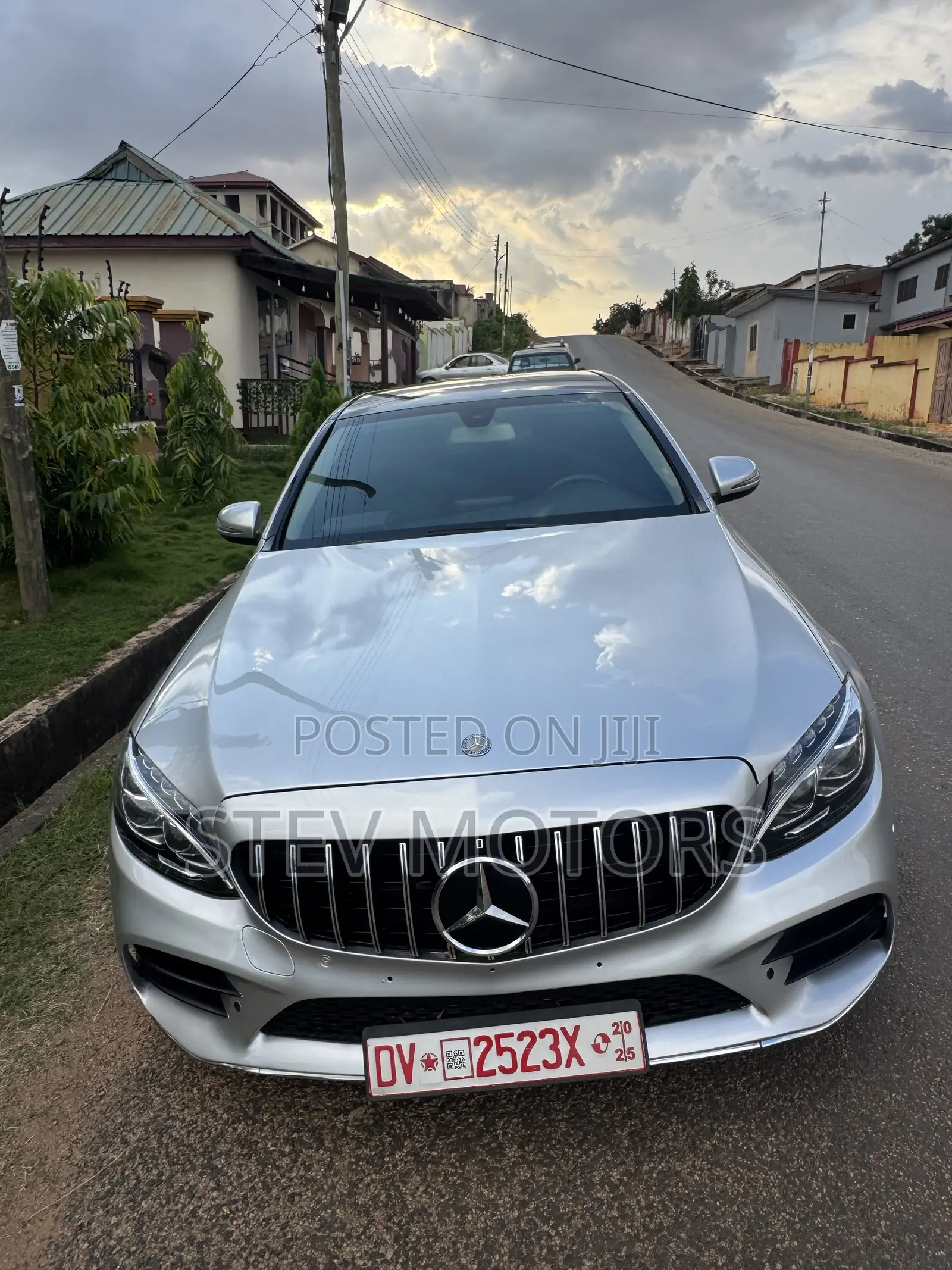 Mercedes-Benz C300 Base 4Matic Sedan AWD (2.0L 4cyl 7A) 2017 Silver